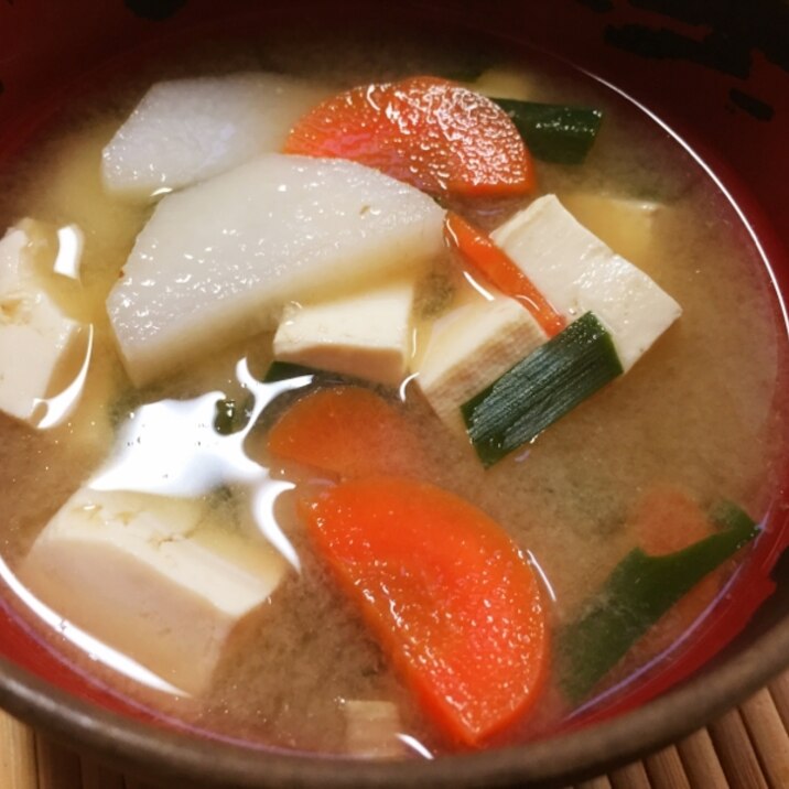 豆腐&ニラ&ナガイモの味噌汁